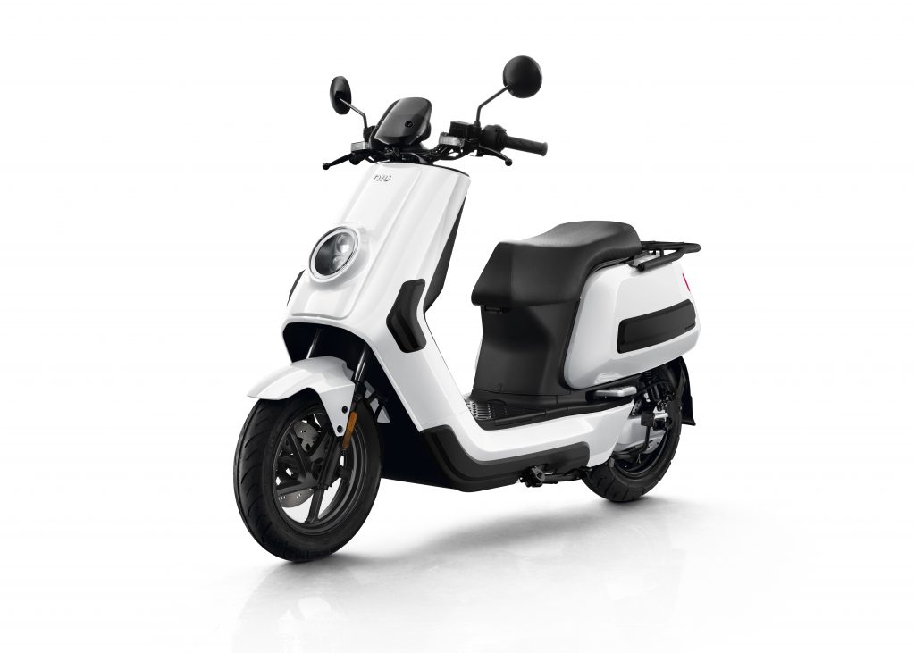 | Smarte og moderne elektriske scootere